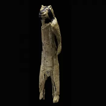 lion-man小雕像描绘了人类和动物的组合特征。猛犸象牙制成的